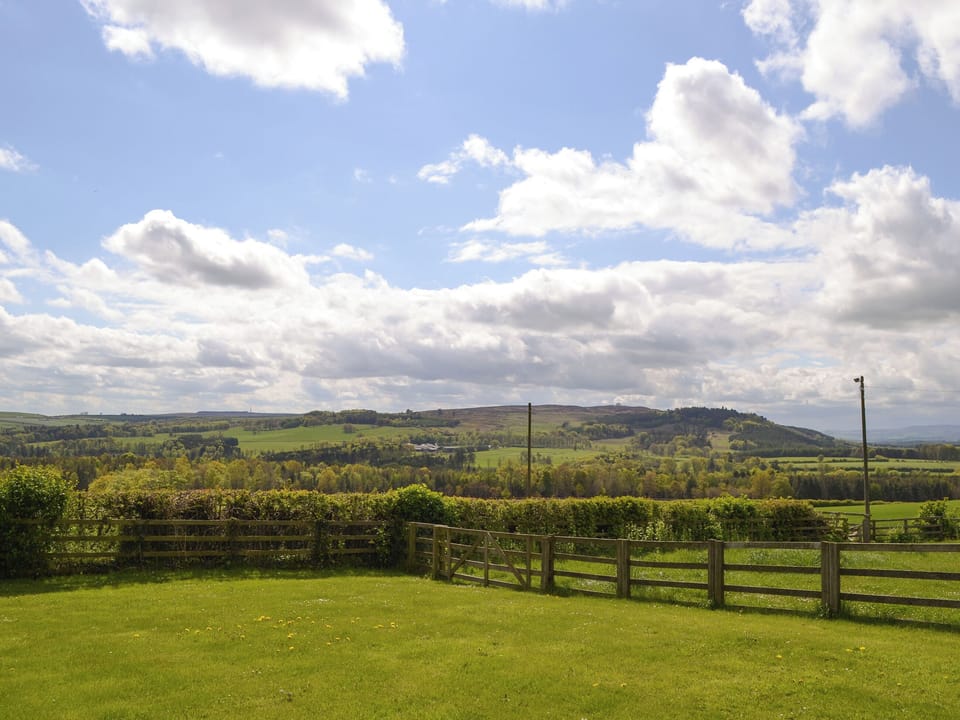 Outstanding rural views | Cheviot View - Heckley Farm Cottages, near Alnwick