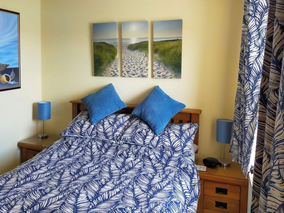 Comfortable double bedroom | Riverside Mews, Bideford