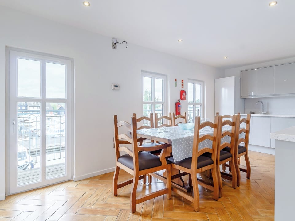 Kitchen/diner | Main Sail - The Sail Loft, Wroxham