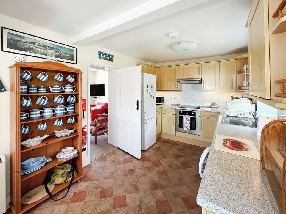 Kitchen/diner | Coastguard Cottage, Downderry, near Looe