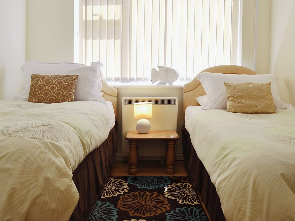 Twin bedroom | Sea Haven, Heacham