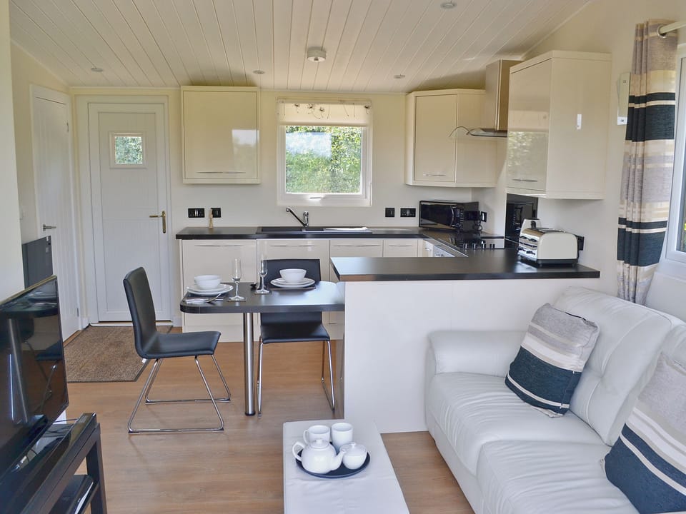 Open plan living/dining room/kitchen | The Cabin, Yarhampton, Stourport-on-Severn