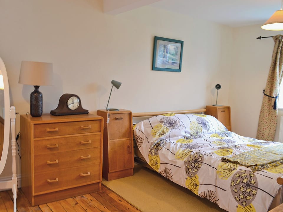 Double bedroom | Bert&rsquo;s Cottage, Fordingbridge