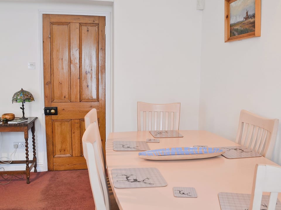 Living room/dining room | Bert&rsquo;s Cottage, Fordingbridge