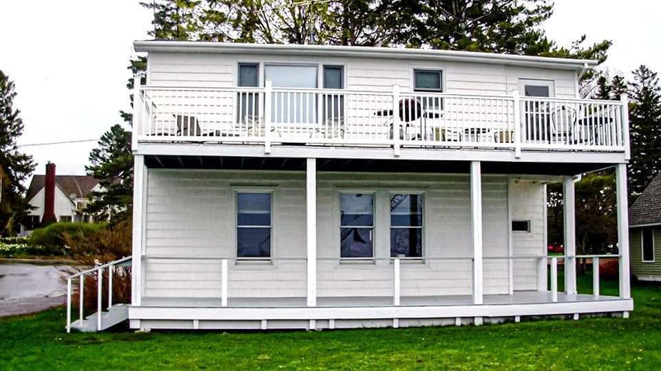 Exterior Superior View