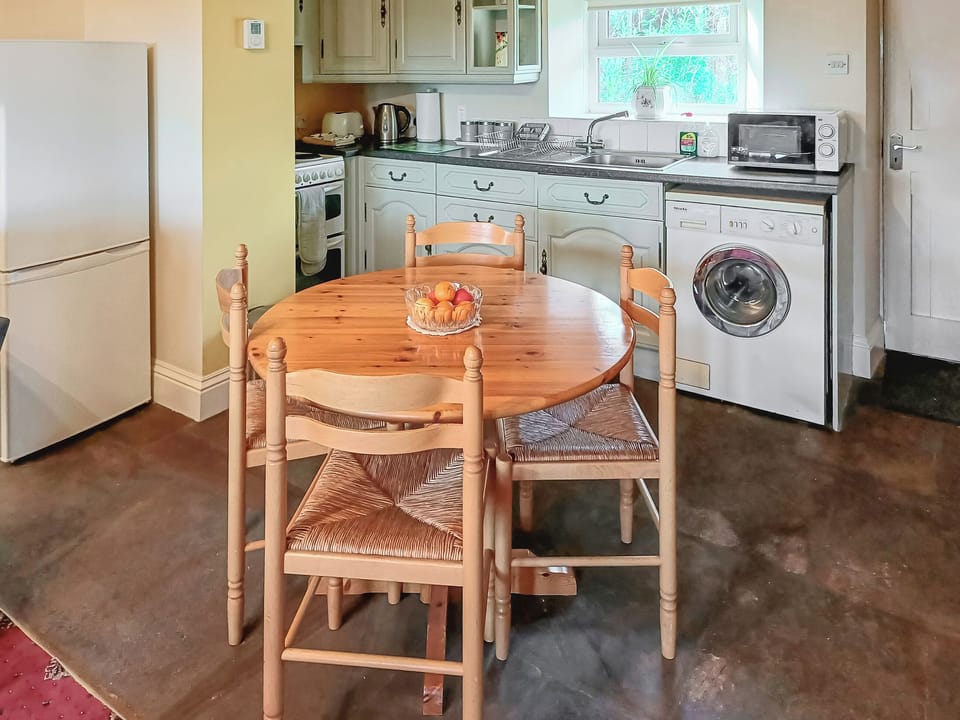 Open plan living/dining room/kitchen | Tom&rsquo;s Cottage, Caldwell, nr. Richmond