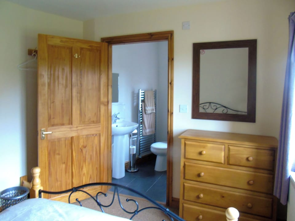 Relaxing double bedroom | Tan Rallt Barn, Tregarth, near Bangor