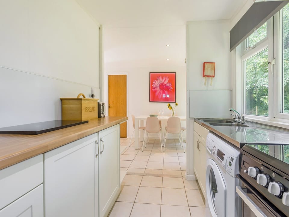Kitchen | Keeper&rsquo;s Wood - At Berridon Lodges, Bradworthy, near Holsworthy