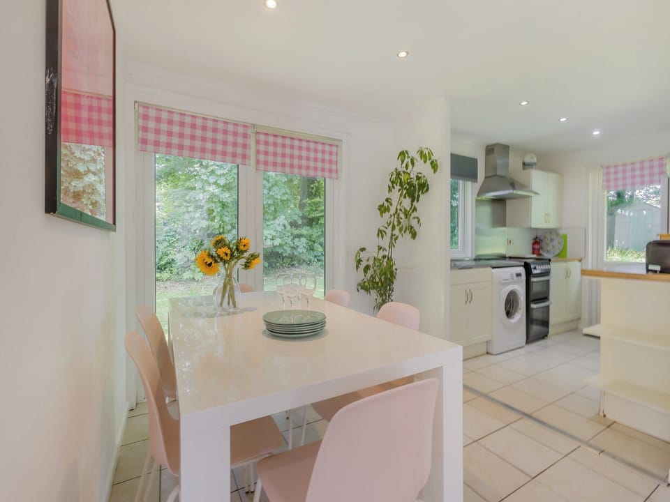 Dining Area | Keeper&rsquo;s Wood - At Berridon Lodges, Bradworthy, near Holsworthy