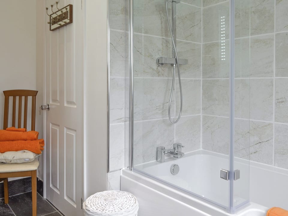 Family bathroom with shower over bath | Cedar Lodge, Cowbeech, near Hailsham