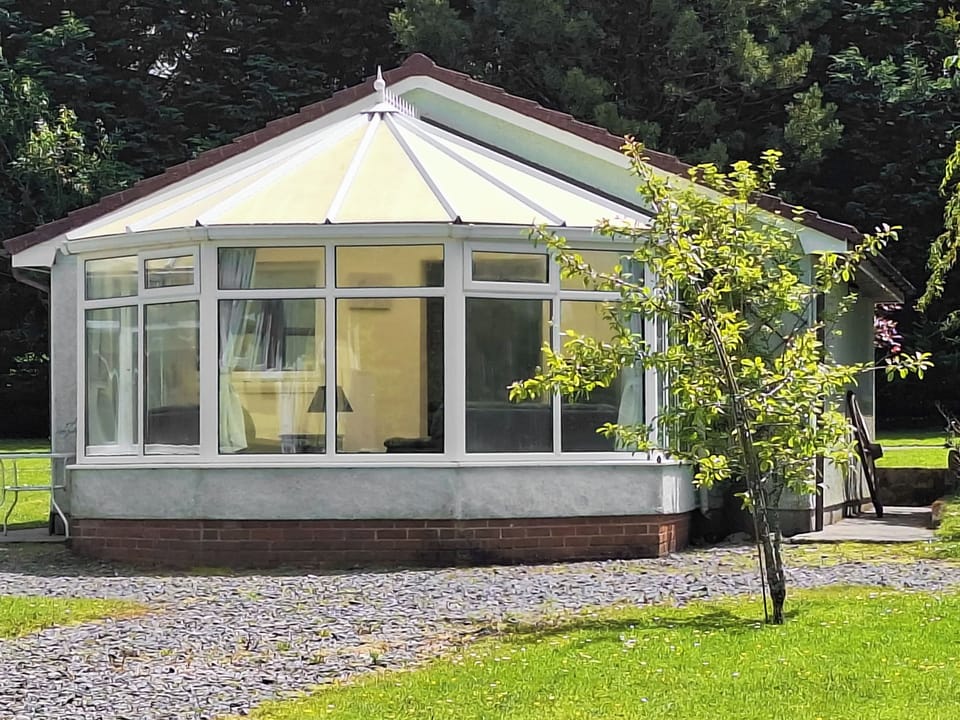 Exterior | Cedar - Thornbury Holiday Park, Woodacott, near Holsworthy