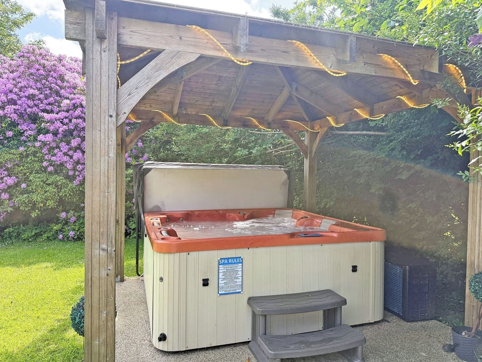 Hot tub | Cilwendeg Lodge, Boncath, near Cardigan