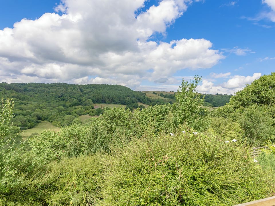 Far reaching views of the surrounding area | Ivy Cottage, Beck Hole, near Whitby
