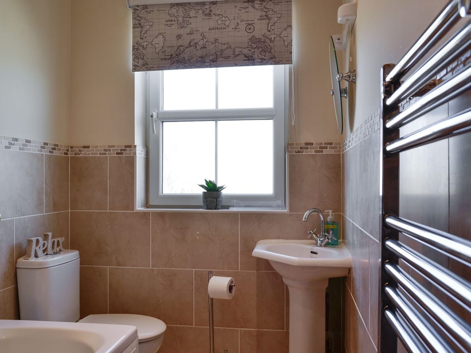Bathroom | 1 The Costins, Allonby, near Maryport