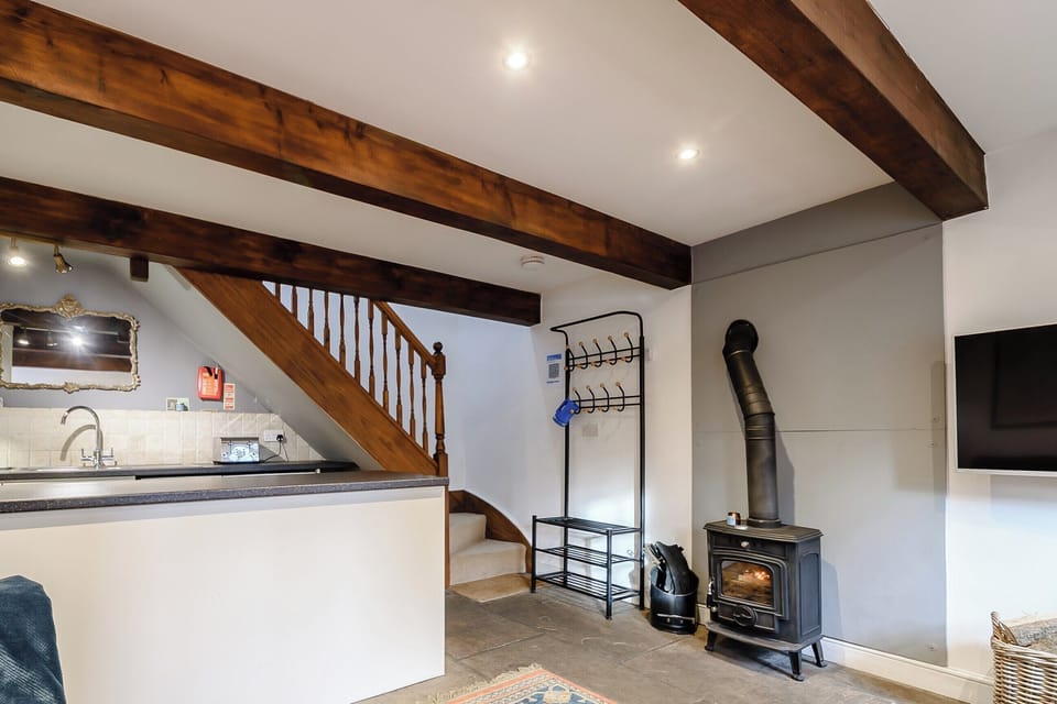 Open plan living space | Cove View Cottage, Malham