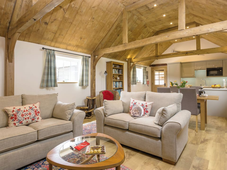 Spacious open plan living space | The Calf Shed - Wood Street Farm, Royal Wootton Bassett