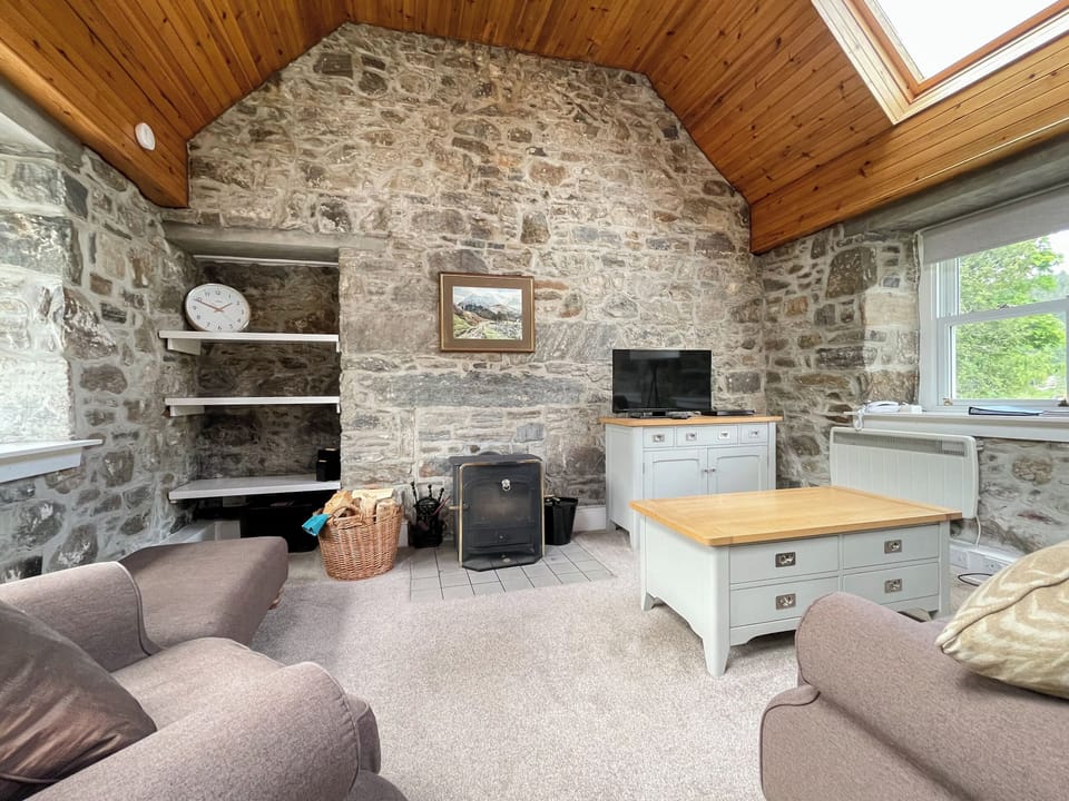 Living area | Glacour Studio - Strathconon Cottages, Strathconon, Muir of Ord