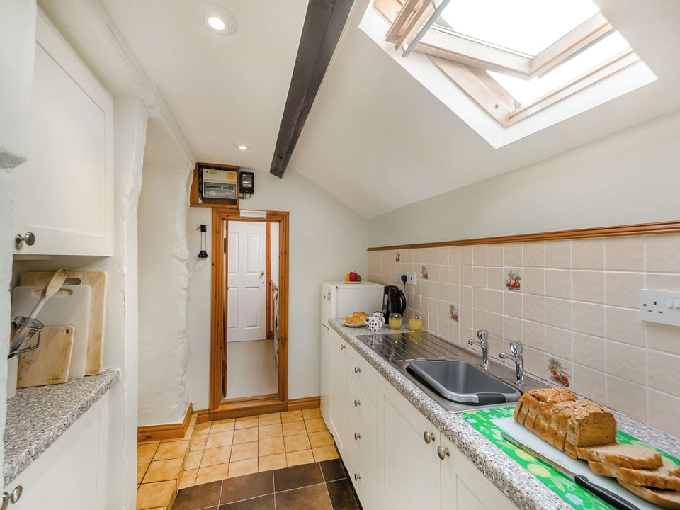 Kitchen | Ty Canol, Rhiw, near Aberdaron