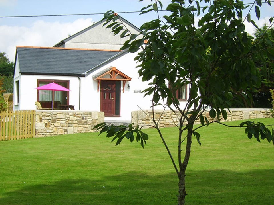 Exterior | Tregarthen Cottage, Goldsithney, near Marazion