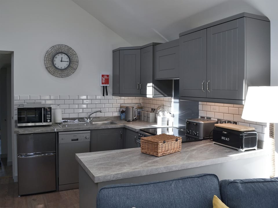 Well equipped kitchen | Little Tregarthen, Padstow
