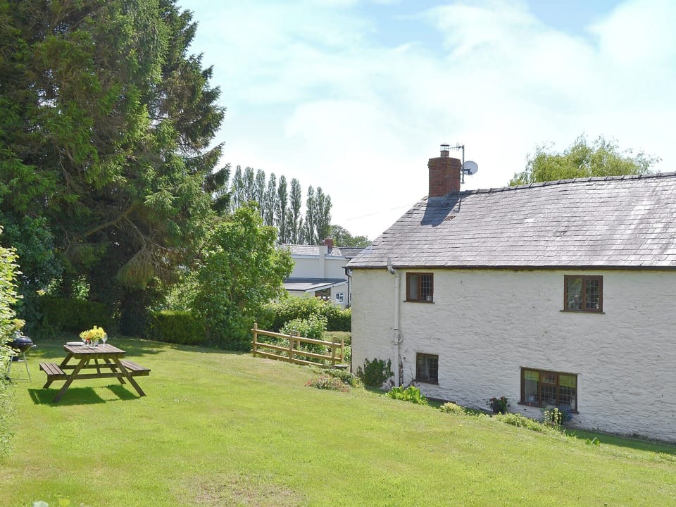 Garden | Forget-me-not Cottage, New Radnor, nr. Hay-on-Wye