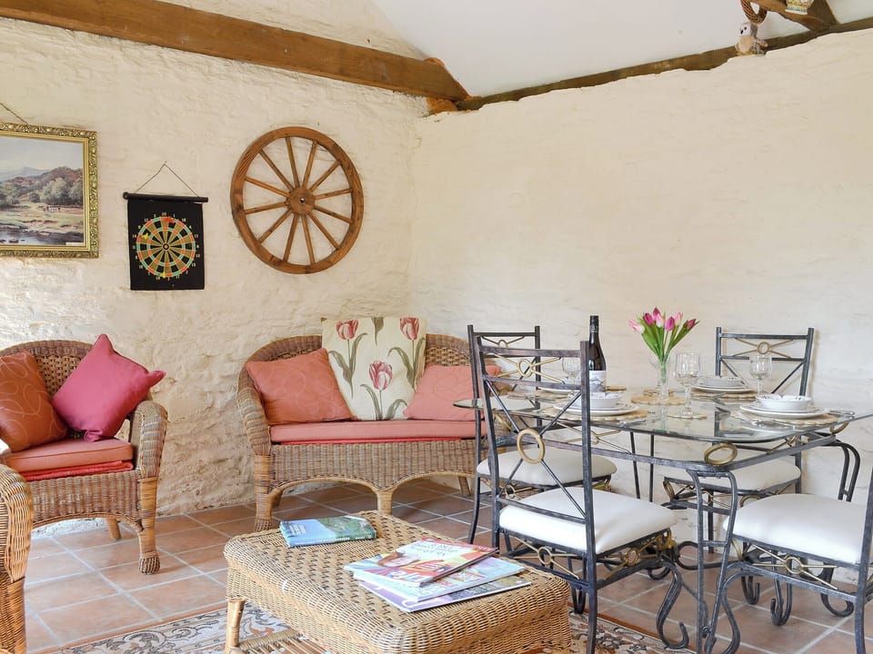 Sun room | Forget-me-not Cottage, New Radnor, nr. Hay-on-Wye