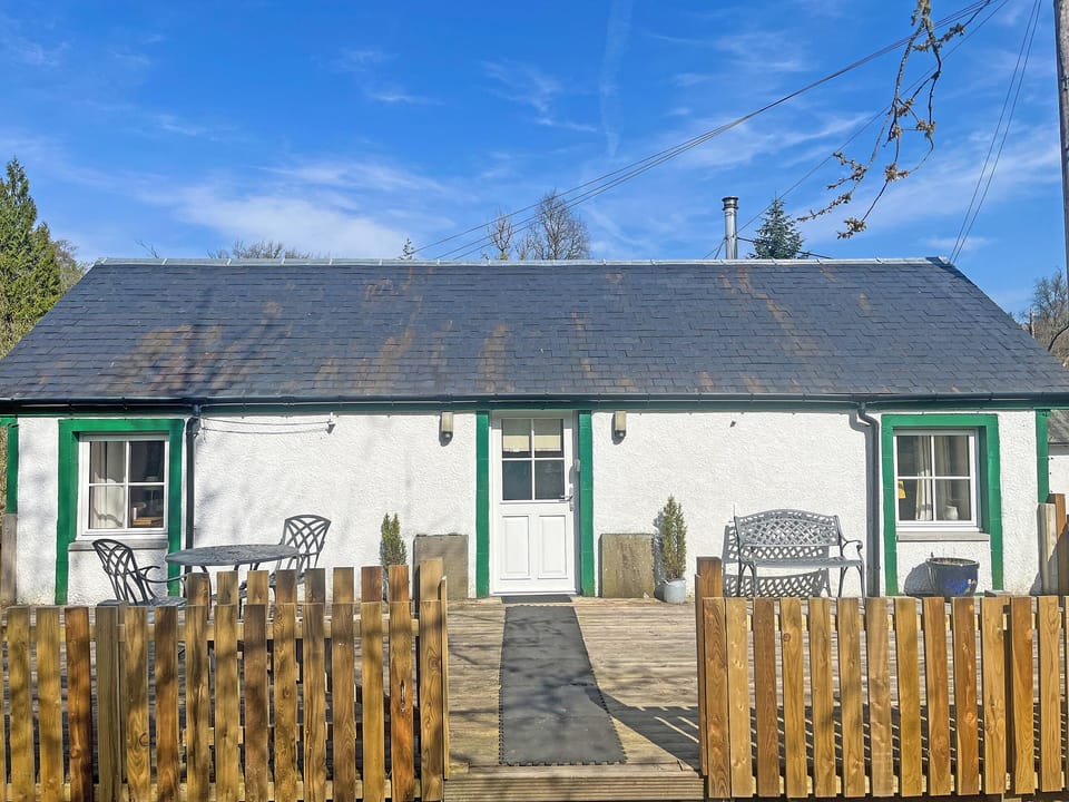 Charming holiday home | Bonnie&rsquo;s Bothy - Invertrossachs Estate Cottages, Invertrossachs, near Callander