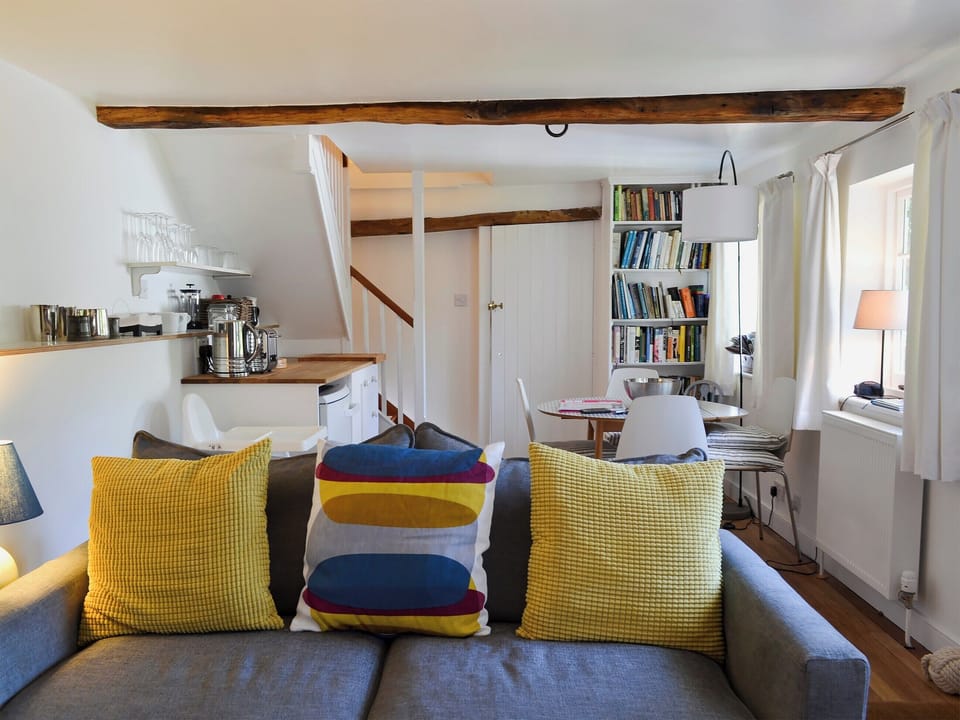 Open plan living space | Cottage By The Quay, Lymington