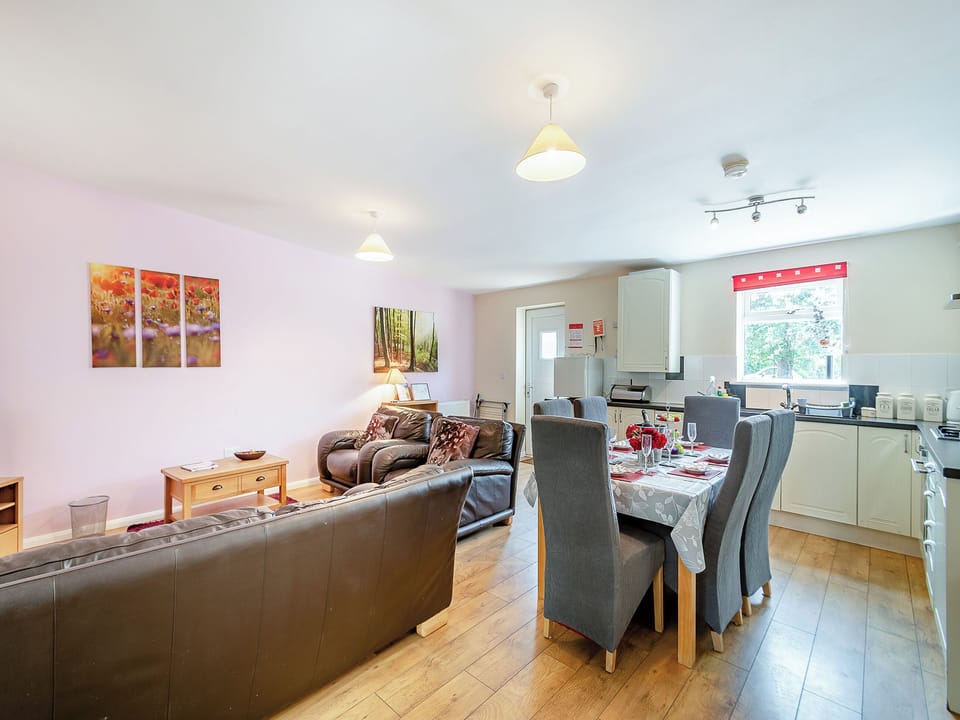 Open plan living space | Primrose - Clapham Holme Farm Cottages, Great Hatfield, near Hornsea