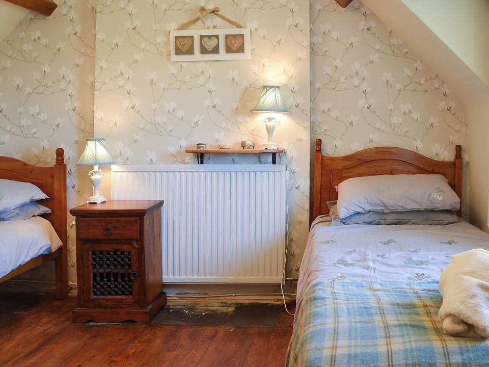Relaxing twin bedded room | Y Bwthyn, Llandygai, near Bangor