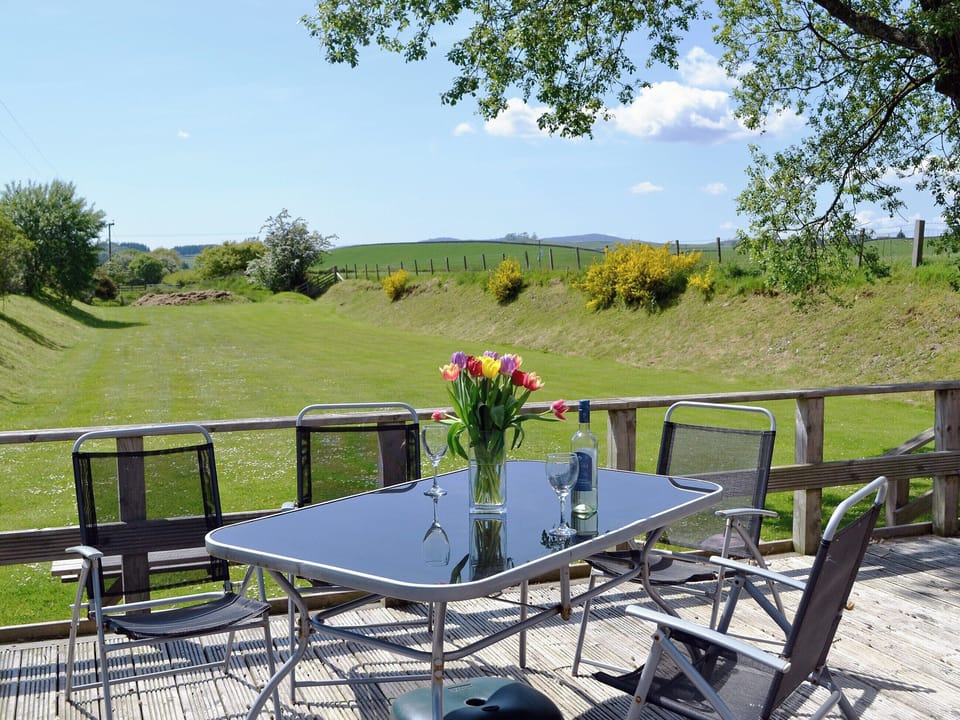 Sitting-out-area | The Carriage, Bridge of Dee, nr. Castle Douglas