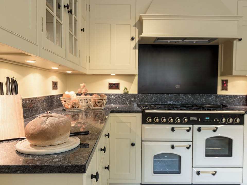 Range style cooker | Northolme Hall, Wainfleet All Saints, near Skegness