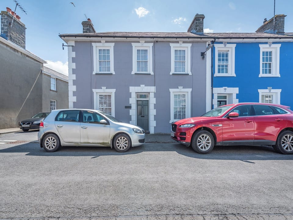 Exterior | Glendower, Aberaeron