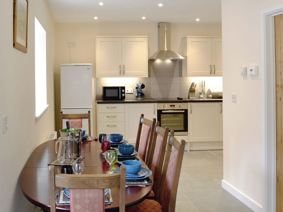 Charming kitchen/ dining area | The Old Engine House - Bridge Farm, Drimpton, near Beaminster