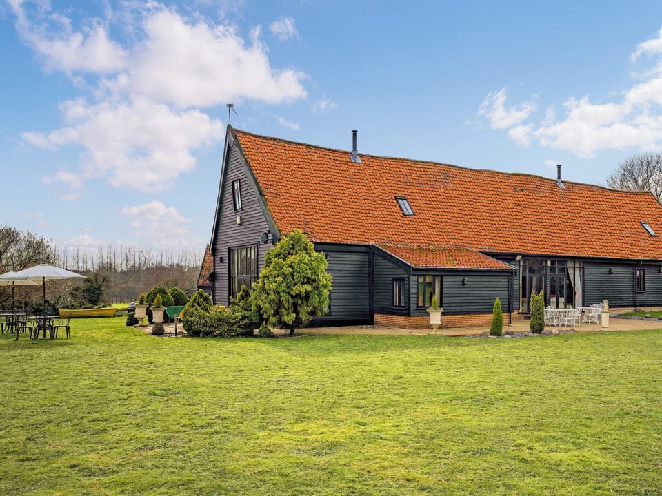 Setting | Doves Barn, Badley, near Needham Market