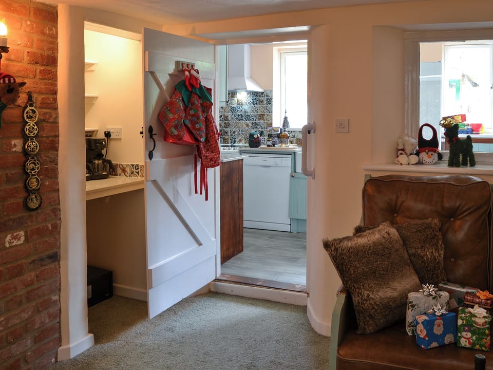 Festive living room | The Brambles, Horning, near Norwich 