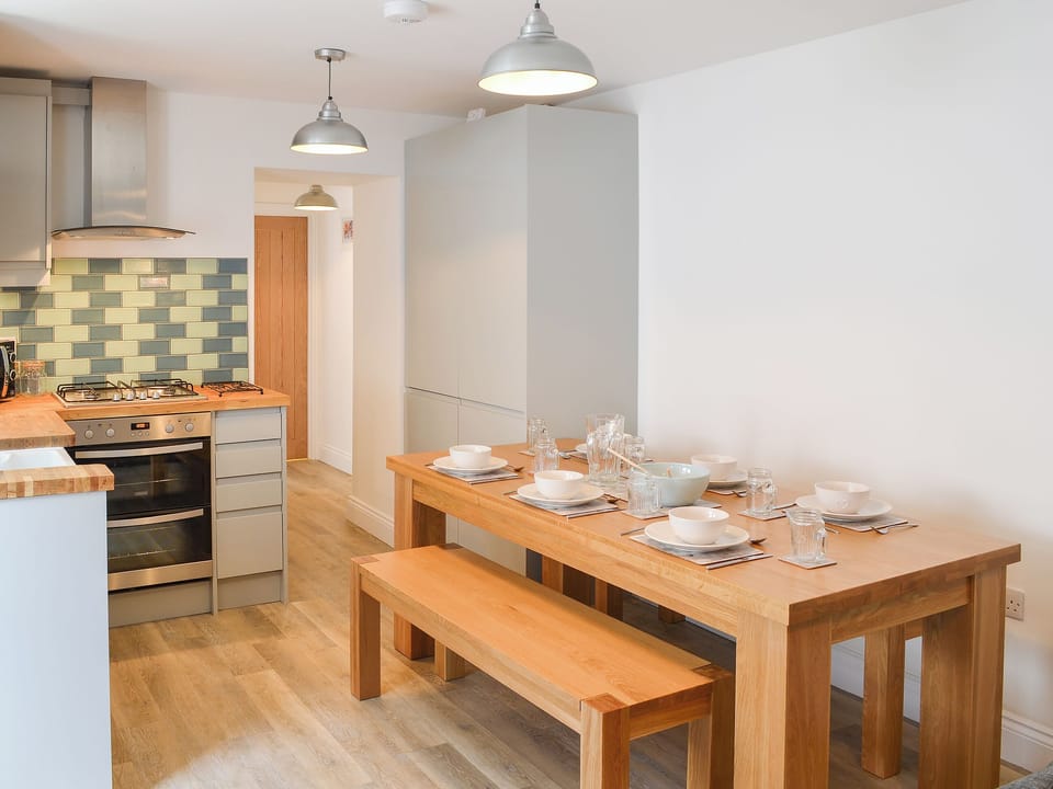 Refectory style dining table in the kitchen/dining area | Rosetta ApartmentsOcean Mist, Newquay