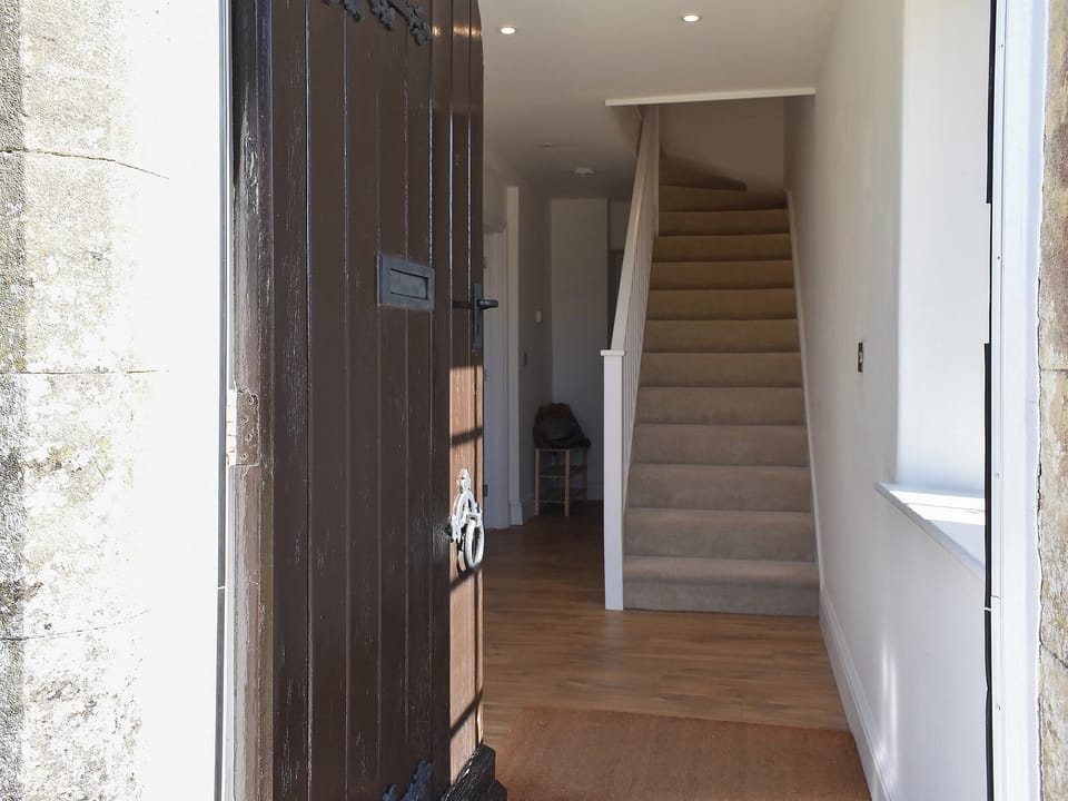 Wonderful entrance wnd stairs | No.1 The Old School, Puddletown, near Dorchester