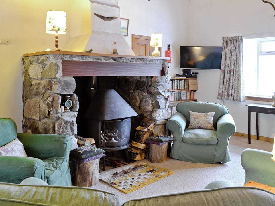 Log-burning fire in traditional fireplace | Tigh na&rsquo; Caoiraich, Invergarry, Tomdoun