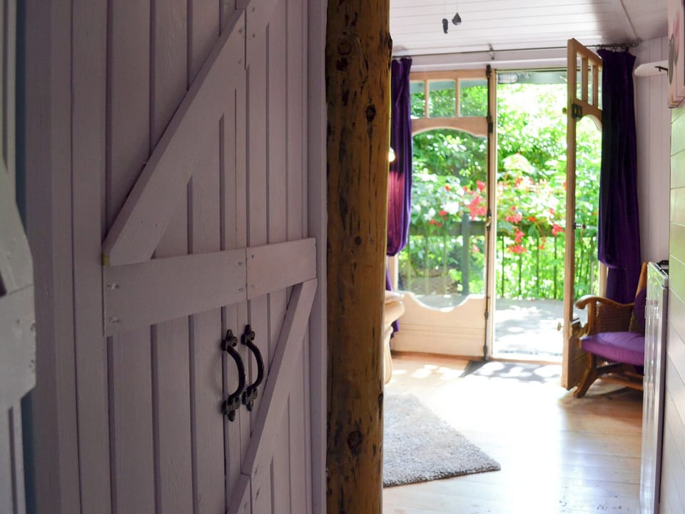Quaint hallway | Beach Retreat - Treloyhan, St Ives