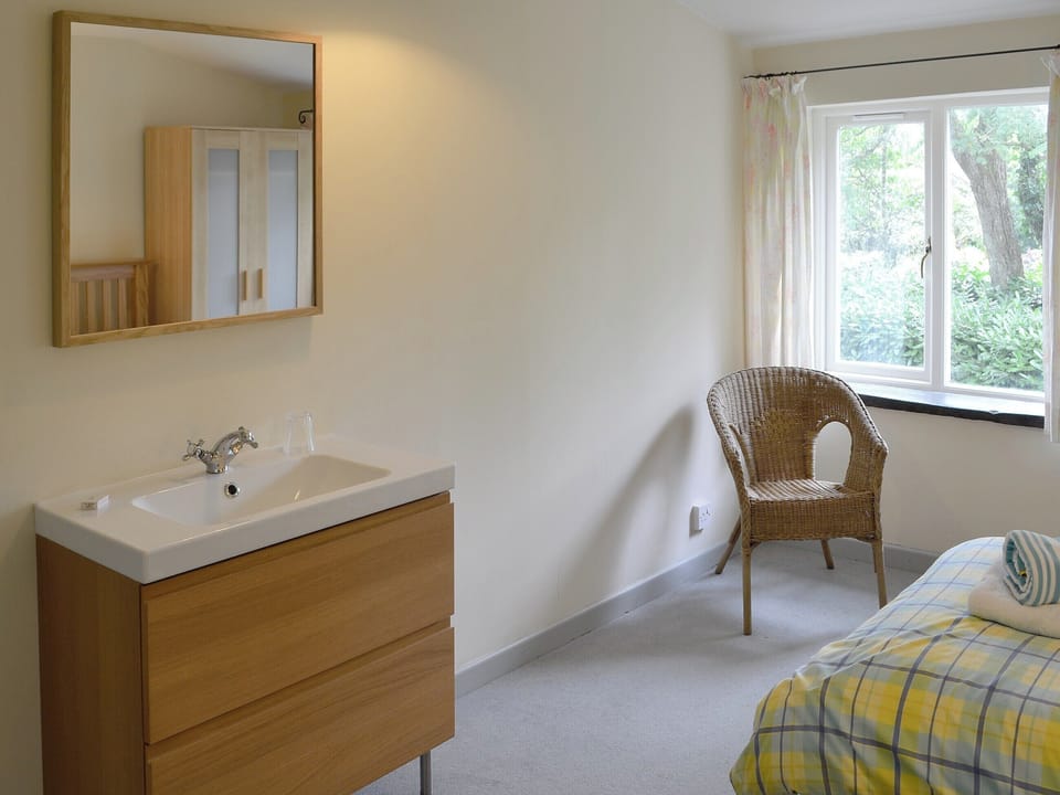 Twin bedroom | Every - Trescobel Cottages, St Kew, near Port Isaac