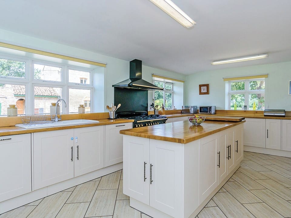Fully appointed fitted kitchen | Lode Hall, Three Holes, near Downham Market