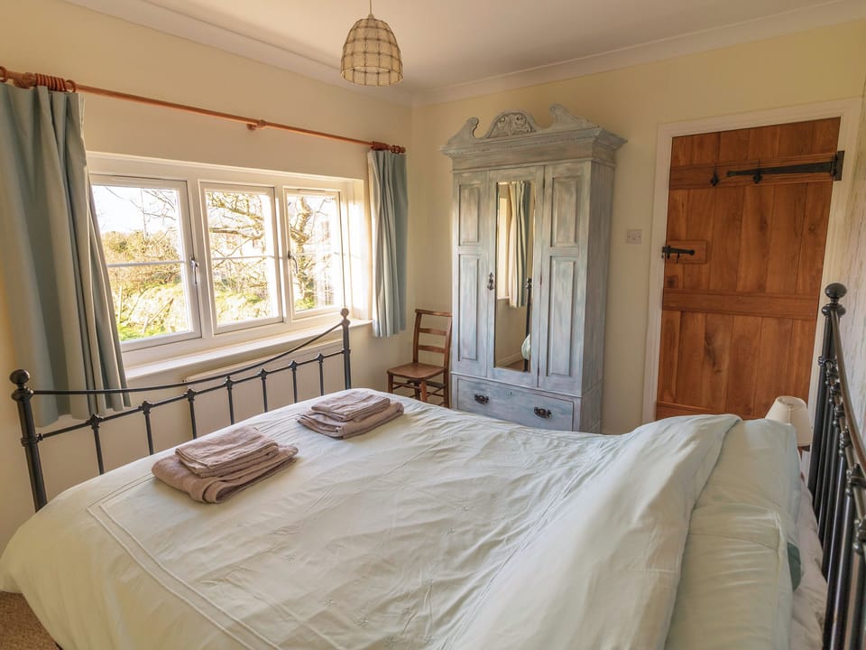 Double bedroom | Little Roost, Mathry