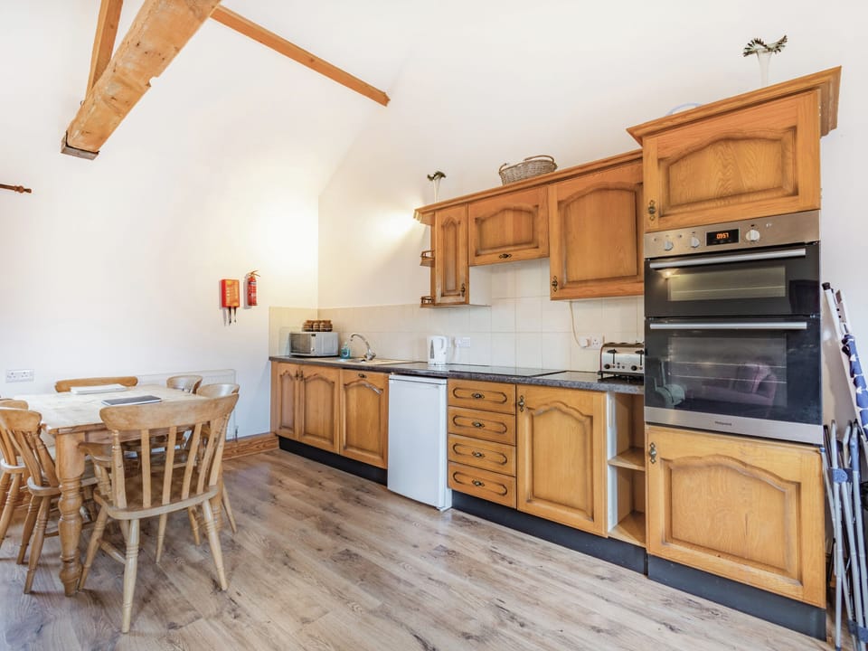 Kitchen area | Leedale Cottage, Saltmarshe, near Howden