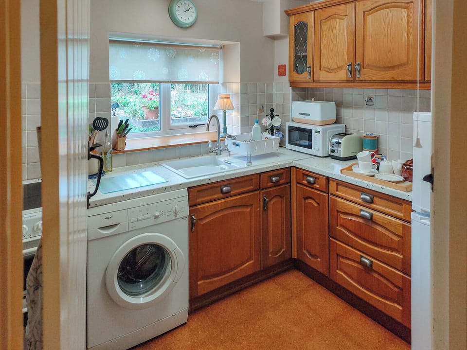 Kitchen | Cow Cottage, Langford, near Churchill