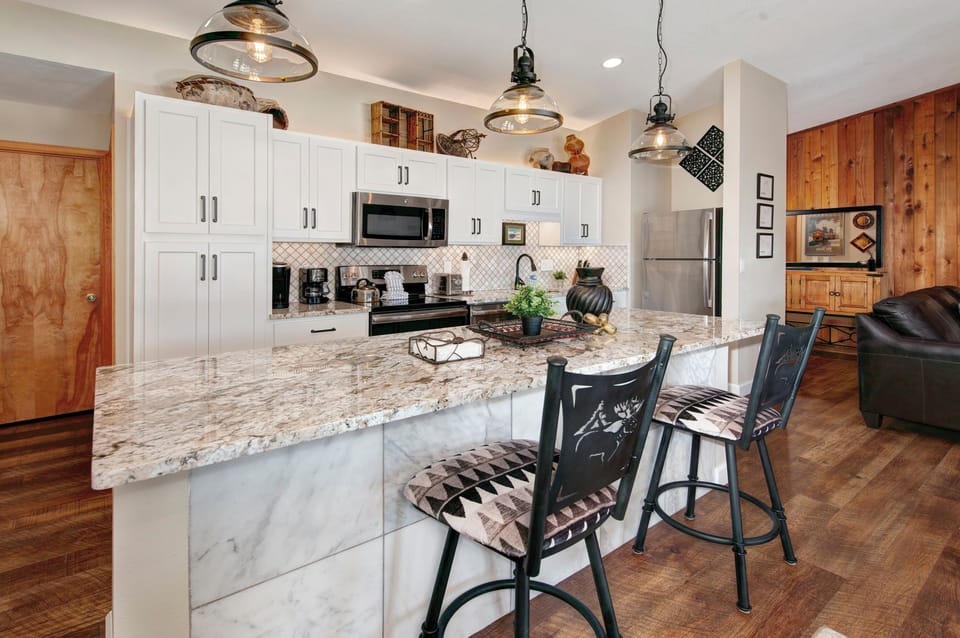 Kitchen bar area.