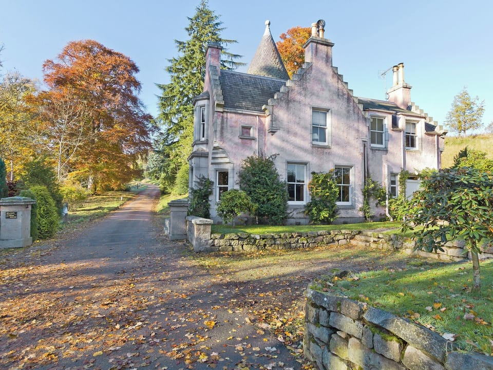 Exterior | Dess Lodge, Dess, Aboyne