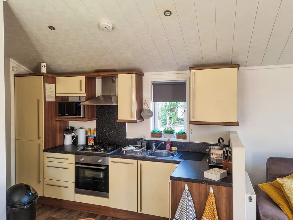 Fully-appointed kitchen | Bielby Lodge, Troutbeck Bridge, near Windermere