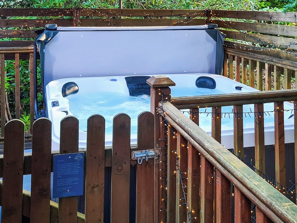 Luxurious hot tub | Bielby Lodge, Troutbeck Bridge, near Windermere