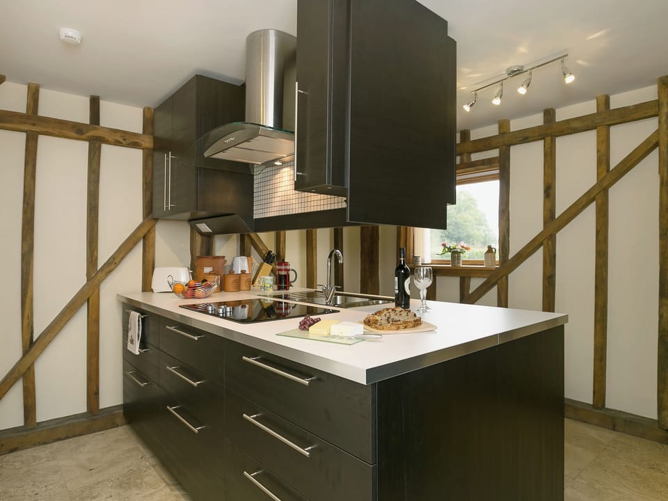 Kitchen | Chilsham Barn, Herstmonceux, nr. Hailsham